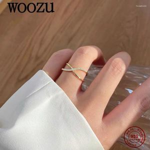 Pierścienie klastrowe Woozu 14K Gold Plaked 925 Srebrne koreańskie inicjały x Krzyż cyrkonu dla kobiet klasyczny romantyczny prezent biżuterii