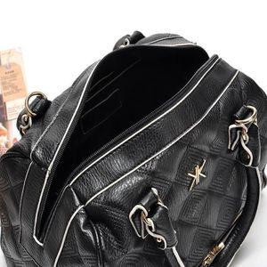 Moda 2020 Kardashian Koleksiyon Siyah Zincir Kadın Çanta Omuz Omuz Büyük Çanta Totes Messenger Bag Alışveriş287Q