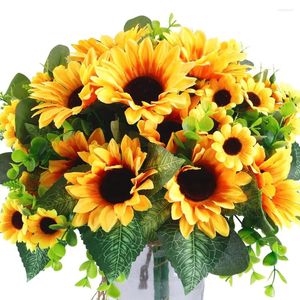 Dekorativa blommor 4 Bunches Sunflowers konstgjorda buketter med stjälkar silkegul