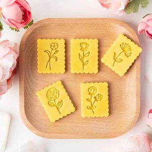 Baking Tools Fresh Flowers Series Cookie Mold Happy Mother's Day Carnation Rose Fondant Sugar Biscuit Cutting Home