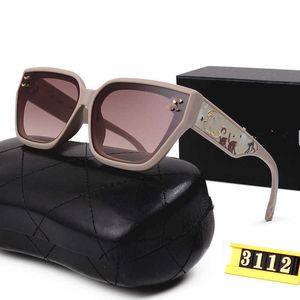 2024 New Womens Fashion Sunglasses Korean Edition Large Frame Small Fragrance Sun Protection Glasses Patch Details Large Plate Hot Recommend