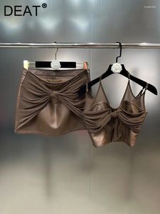 Arbetsklänningar deat kvinnor sexig kjol set cross mesh designer stropplös hög midja fast färg pu läder kjolar kvinnliga 2024 sommar 11xx3573