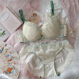 BRAS SET WRIUFRED Girls 'Underwear Flowers vattenlösliga broderier underkläder med trosor sexig tunn stor storlek samlad underwire bh set