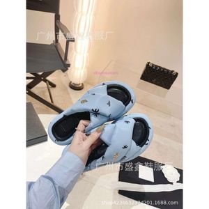 designer slides chaneles heels sandals Cross Bread Slippers Thick Sole Elevated Soft Cool Drag Sweet Series Printed Casual Womens Shoes