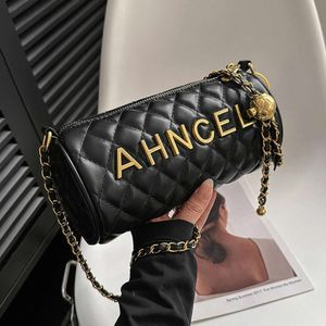 Lingge Lingge البسيط والقدير للرياح الصغيرة العطر المفرد الكتف Crossbody سلسلة أسطوانة 2024 78 ٪ قبالة المتجر بالجملة