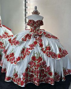 White Red Charro Queen Princess Quinceanera klänningar blommor broderier från axelkorsetten Vestidos de xv anos 2024 Sweet 15 Prom