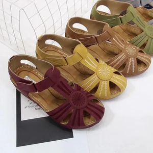 Dress Shoes 2024 Summer Fashion Female Sandals Clogs Wedge Beige Med Comfort Platform Medium Retro Sewing Scandals Fabric