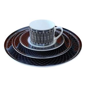 Nordiska kaffekoppar Luxury Water Cafe Tea Milk Cup Ceramic Mug With Spoon Set Porcelain Juice Drinking Product Gifts 240130