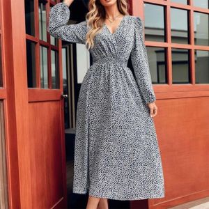 Casual Dresses Summer Elegant V-hals Floral Print Maxi Dress Women Vintage Long Sleeve Tunic High Midist Office Beach Vestidos