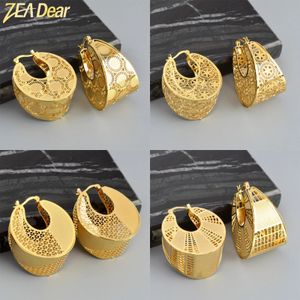 Zeadear Jewelry Flower Hoop earrings for Luxury Ear Drop銅彫刻レトロゴールドメッキジュエリーパーティーウェディングギフト240124
