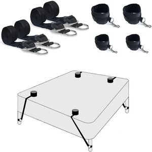 SM Letto Restraint Letto BDSM Kit Set Giocattolo del sesso Manette Polsino alla caviglia Schiavo Bondage Corda Manette sessuali Gioco del sesso per adulti Cinghia Sextoy 240126