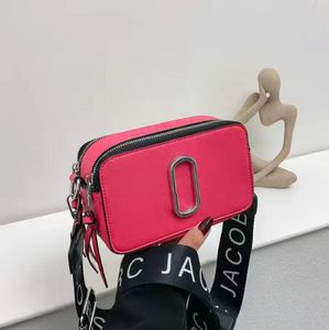 2023 Designerväska mode axelväska crossbody flerfärgad kamerapåse axelrem justerbar och avtagbar tygväska