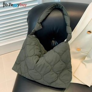 Mulheres estofamento bolsa de ombro grande capacidade nuvem puffer senhoras inchado tote bolsas com zíper outono inverno feminino 240124