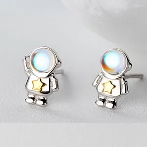 Stud Küpe 925 Sterling Gümüş Sevimli Uzay Astronot Gezegen Opal Kadınlar için Güzel Basit Kulak Delme Takı