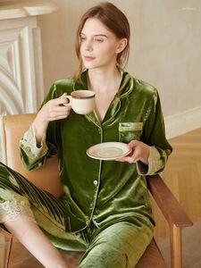 Women's Sleepwear Silk Pajamas Set 2024 Comfortable Luxury Autumn Winter Velvet Home Wear Long Sleeve Two-piece