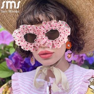 Sunglasses Luxury Lace Cat Eye Women Trends Punk Flower Sun Glasses Outdoor Activity Travel Party Personality Eyewear Oculos