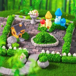 Dekorativa figurer 1pc Mini Moss Landscaping House Liten Staty Figurin Crafts Figur Prydnad Miniatyrer Heminredning