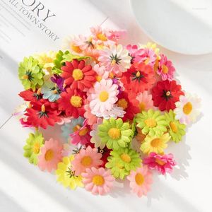 Decorative Flowers 50pcs 4cm Artificial Sunflower Fake Flower Handmade DIY Headdress Simulation Daisy Accessories Raw Silk Little