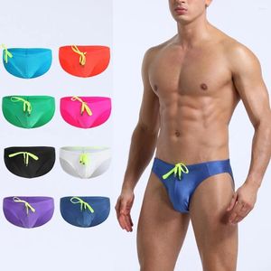 Shorts masculinos com bolsos respiráveis, calções de banho tamanho masculino, trajes de banho para homens, natação grande e alto