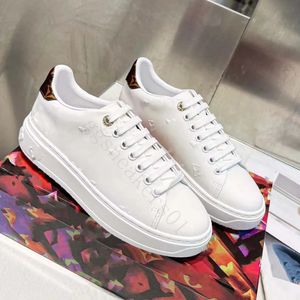 Sneakers firmate piattaforma da ginnastica bassa scarpe casual di lusso per il tempo libero Donna Uomo sneaker fuori ufficio in vera pelle marrone nero bianco scarpe da ginnastica sportive per esterni