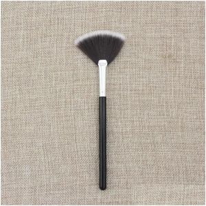 Makeup Brushes 1 PCS Professional Fan Brush Blending Highlighter Contour Face Face Pulver Rose Gold Cosmetic Beauty Tools Drop Delive Otlua