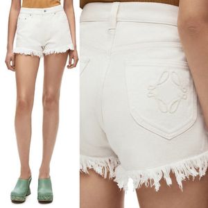 Verão feminino casual uso diário padrão decoração super versátil shorts jeans tendência quente casual shorts brancos