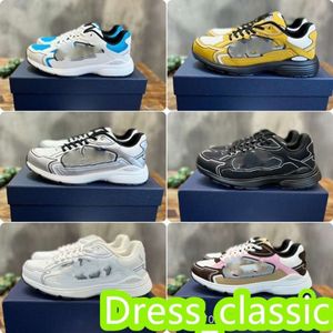 vintage Leather Suede Designer Glitter Casual Shoes Running Sole Handmade Italy Brand Trainers Ivory Star Womens Mens Sneakers Sier Ice Cream Black Runners