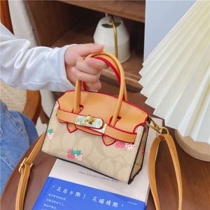 Frühjahr/Sommer Neue, bedruckbare trendige Handtasche für Mädchen, Prinzessinnen-Diagonal-Straddle-Tasche für Kinder 2024 78 % Rabatt. Store-Großhandel