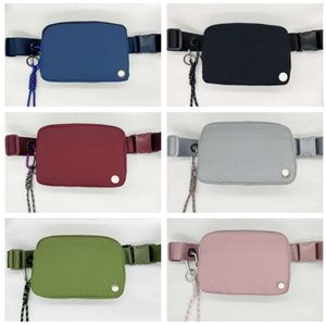 Lu Yoga Bag 1L Everywhere Belt Autdoor Sport Yoga WAIST WOMES MEN GYM ELASTIC ADAGHTABLE STRAPジッパーファニーLLパックマイノリティシンプルさ