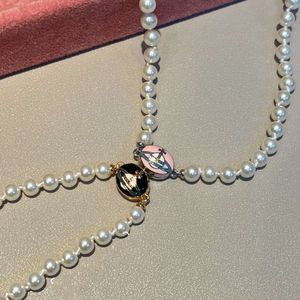 Designer Viviane Westwoods Jewelry Viviennr Ny Lisa Nana samma stil Empress Dowager Saturn Pearl Necklace Womens Emamel Collar CHAIN ​​Absorbering Iron Magnet Women Women