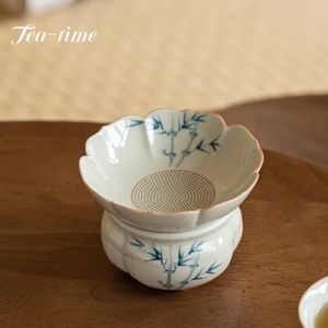 Retro Ice Table Glaze Ceramic Tea Infuser Holder Set Handpainted Bamboo Tea Strainer Filter Water Separation Set Tea Accessories 240118