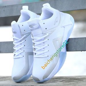 2021 Running Shoes Men Mesh Breathable Outdoor Sports Shoes Adult Jogging Sneakers Light Weight Plus size 47 hombres zapatillas L23
