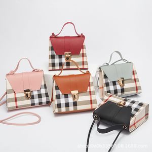 Checkered Handbag Ladies Backpack Small Bag for Leisure and Fashion Crossbody Bag Women