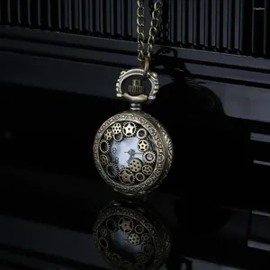 Pocket Watches 1 PCS Hollow Carved Gear Watch On Chain Men's Women Bronze Quartz Vintage