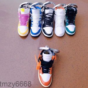 Klasyna Smycze Smyczowe Uznanie 3D Sneakers Blake Zabawne buty do koszykówki Mini Pu Buyring DIY Palce Akcesoria biżuterii Pend Y4 OHOR