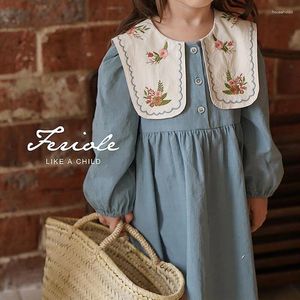 Sukienki dziewczynki 2024 Spring Girl's Fashion Hafdery Dress Baby Korean Style Flower Clothing Kids Casual Toddler Party