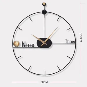 Zegary ścienne modne nordyckie minimalistyczne projektowanie restauracji Zegarek estetyczny współczesna sztuka mural horloge murale dekoracja domu