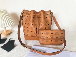 High Quality Women Dessau Drawstring Bag Luxury Designer M Leather Bucket Bag Shoulder Shopping Bag