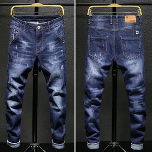 Erkekler streç ince fit kot pantolon erkekler için koyu mavi skinny kot pantolon gündelik retro denim pantolon Kore tarzı sokak kıyafeti erkek marka pantolon 240124