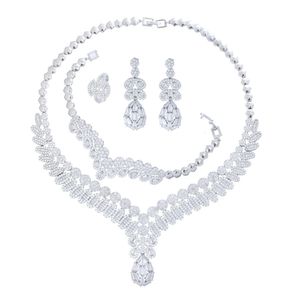 4 Stück Glamorous 5A Kubikzircon Baumeln Große Hochzeit Halsketten Luxus Dubai CZ Brautkleid Schmuck Sets für Frauen T0884 240202