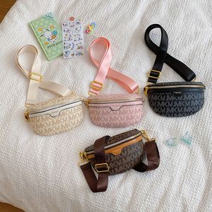 子供の秋/冬の新しいレターベビーチェストハンサムボーイワイドショルダーストラップクロスボディアクセサリーバッグ割引卸売2024 78％オフストア卸売