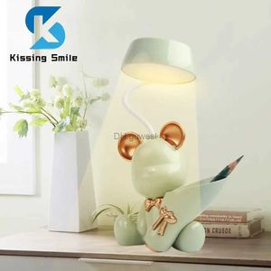 Nattljus Multifunktionella LED Night Light Bear USB Lamp Learning Eye Protection Studenter för att studera skrivbord YQ240207