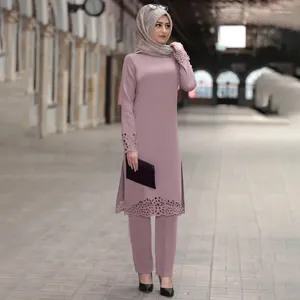 Abbigliamento etnico 2024 Primavera Medio Oriente Abito Abaya da donna musulmana Set abito a fiori bruciati Commercio estero in due pezzi