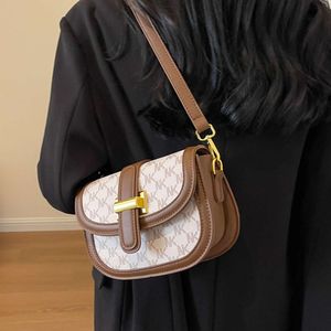 Um nicho outono e inverno novo high-end ombro único crossbody para bolsa de sela feminina 2024 78% de desconto na loja atacado