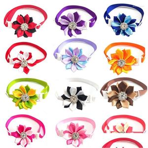 Abbigliamento per cani 30/50 pezzi Papillon di fiori di cristallo lucido piccolo Prodotti per animali Collare per cuccioli di gatto Cravatte Accessori per toelettatura Consegna di goccia Ho Dh9A3