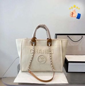 Designer Summer Beach Handbag C Letter Shoulder Flash Office High Quality Classic Canvas Bag With Button Retro Women's Bagbag