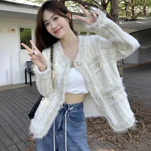 Kvinnors stickor Heavy Industry Tassel Pearl Sweater Jacka yttre slitage Spring Autumn Sticked Cardigan Kvinnliga toppar