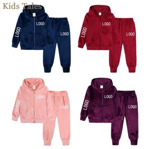 1-13y Winter Velvet Kids Baby Girl Boy Sweatsit Lägg till din text Sweatshirt Anpassad Zip-up Hoodie SweatshirtJogger Tracksuit 240118