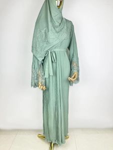 Roupas étnicas Mulheres Eid Muçulmano Abaya Vestido Plissado Com Lenço Renda Diamante Árabe Dubai Longo Robe Lindo Kaftan Islam Abayas Marrocos