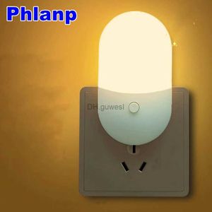 Luci notturne Phlanp Luce notturna a risparmio energetico Plug-in LED Lampada con presa di alimentazione Illuminazione interna Lampada da comodino notturna US / EU Bicolore YQ240207